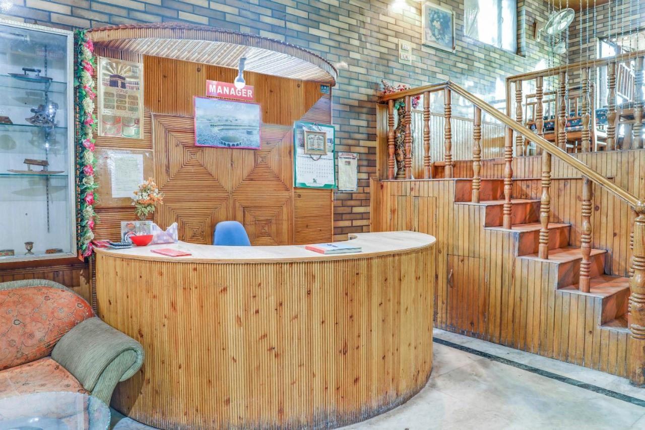 Oyo 72225 Hotel Dilshan Srīnagar Eksteriør bilde