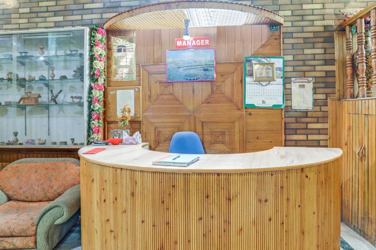 Oyo 72225 Hotel Dilshan Srīnagar Eksteriør bilde
