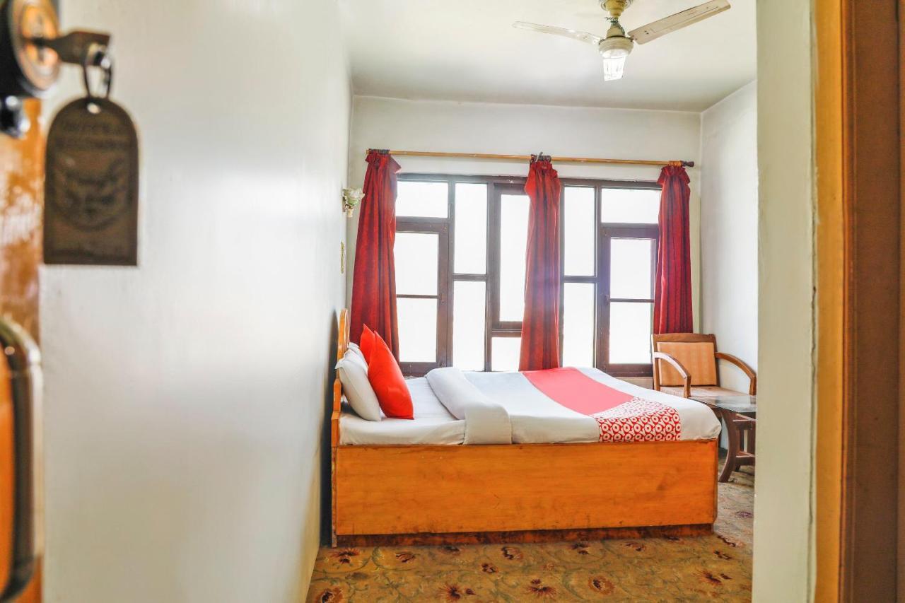 Oyo 72225 Hotel Dilshan Srīnagar Eksteriør bilde