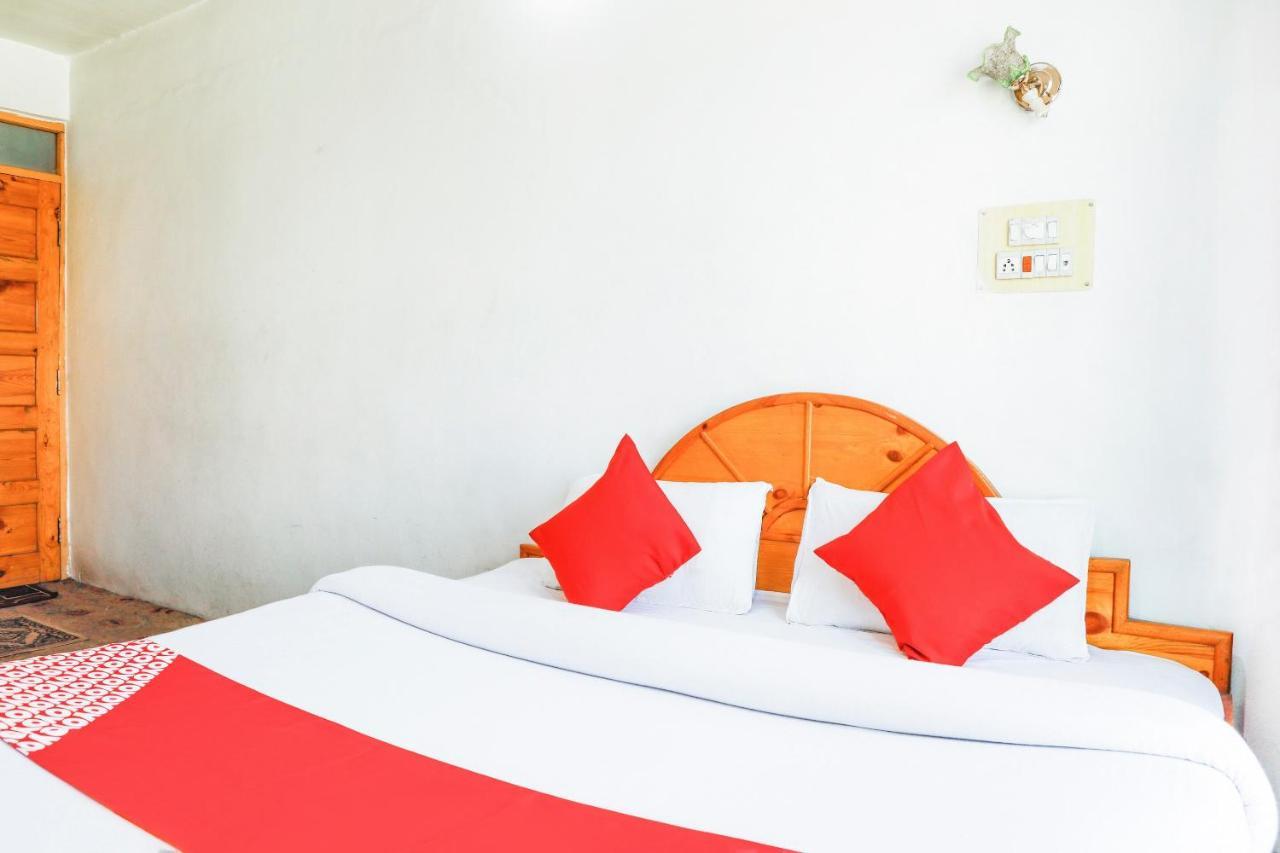 Oyo 72225 Hotel Dilshan Srīnagar Eksteriør bilde